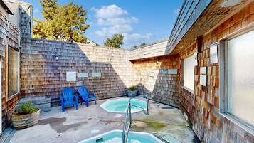 Bañera de hidromasaje exterior