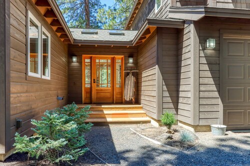 Dog-friendly home near forest trails with 2 decks, grill, cornhole & wood stove