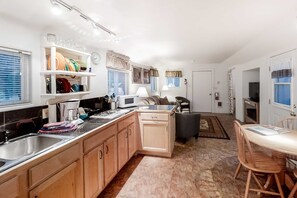 Fridge, microwave, coffee/tea maker - Dog-friendly mountain-view cabin in walkable locale with deck & grill (Joseph)