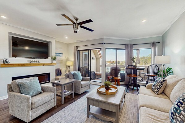 TV, fireplace, offices - Waterfront, dog-friendly condo at Shelter Cove with pool, deck & harbor view (Hilton Head)