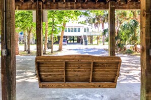 Property grounds - Just Trippin' (Edisto Beach)