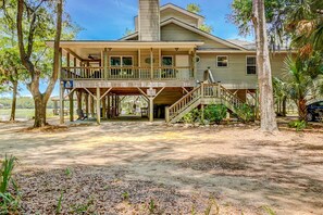 Exterior - Home on fishing creek w/ private dock & boat ramp, WiFi & air conditioning (Edisto Island)