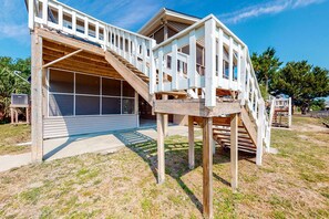 Exterior - Dog-friendly duplex with sound views, screened porch, WiFi and dock (Edisto Beach)