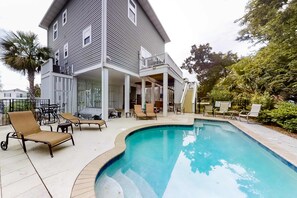Pool - Fantastic House 2 Blocks From Beach w/Private Pool, Free WiFi, Central AC, & W/D (Edisto Beach)
