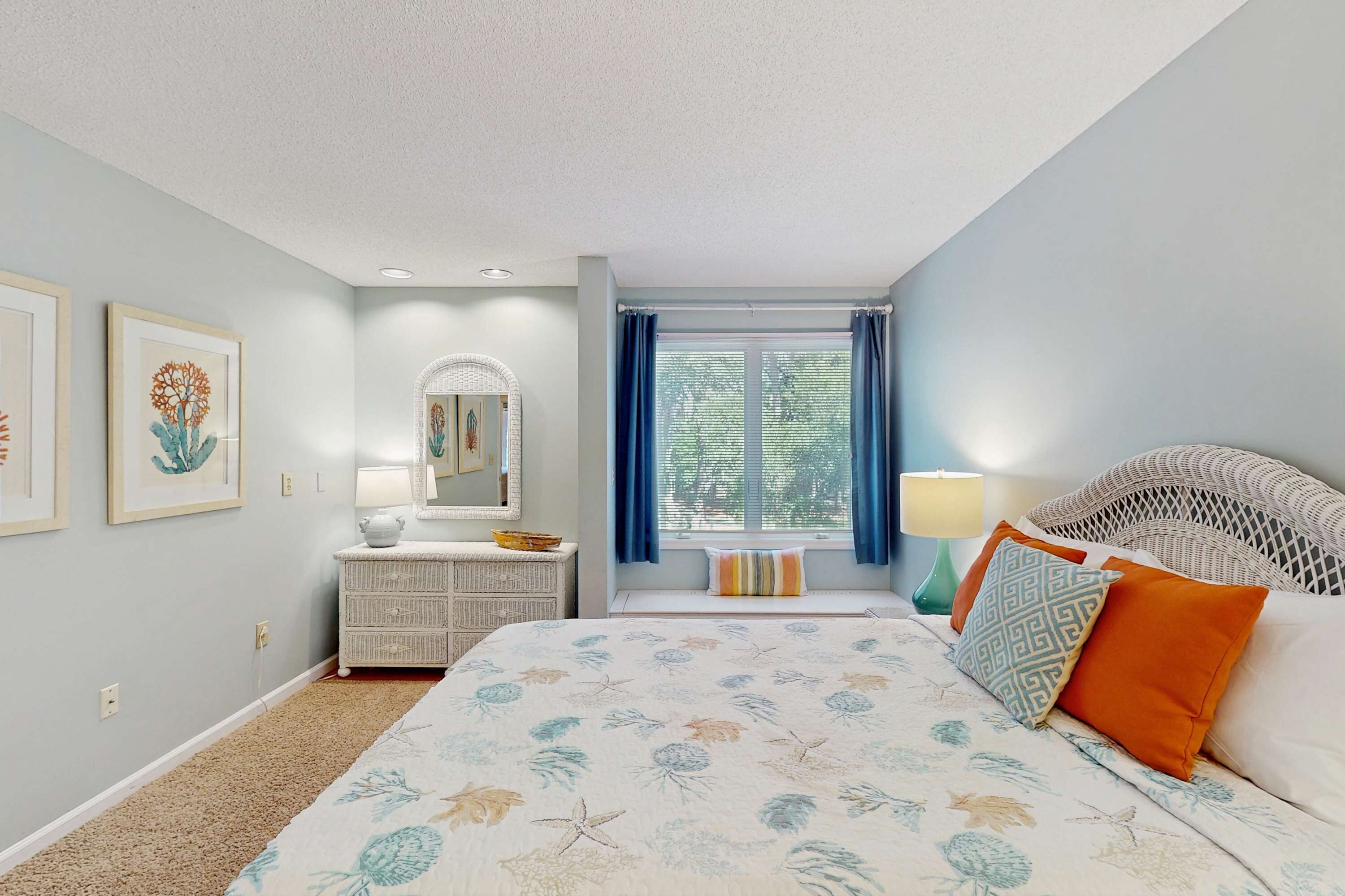 3 bedrooms, iron/ironing board, travel crib, WiFi