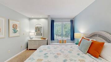 3 bedrooms, iron/ironing board, travel crib, WiFi