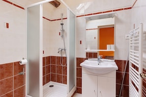 Douche, séchoir à cheveux
