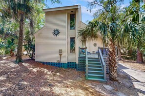 Exterior - Inviting Dog-Friendly Home w/Free WiFi, Private W/D, & Central A/C (Edisto Beach)