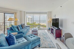 TV - Oceanfront Villa with Shared Pools, Hot tub, and Beach Access (Hilton Head)