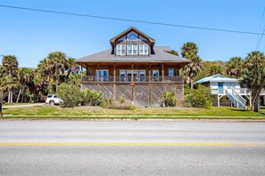 Exterior - Second-row beach house with ocean views, central AC, & washer/dryer (Edisto Beach)