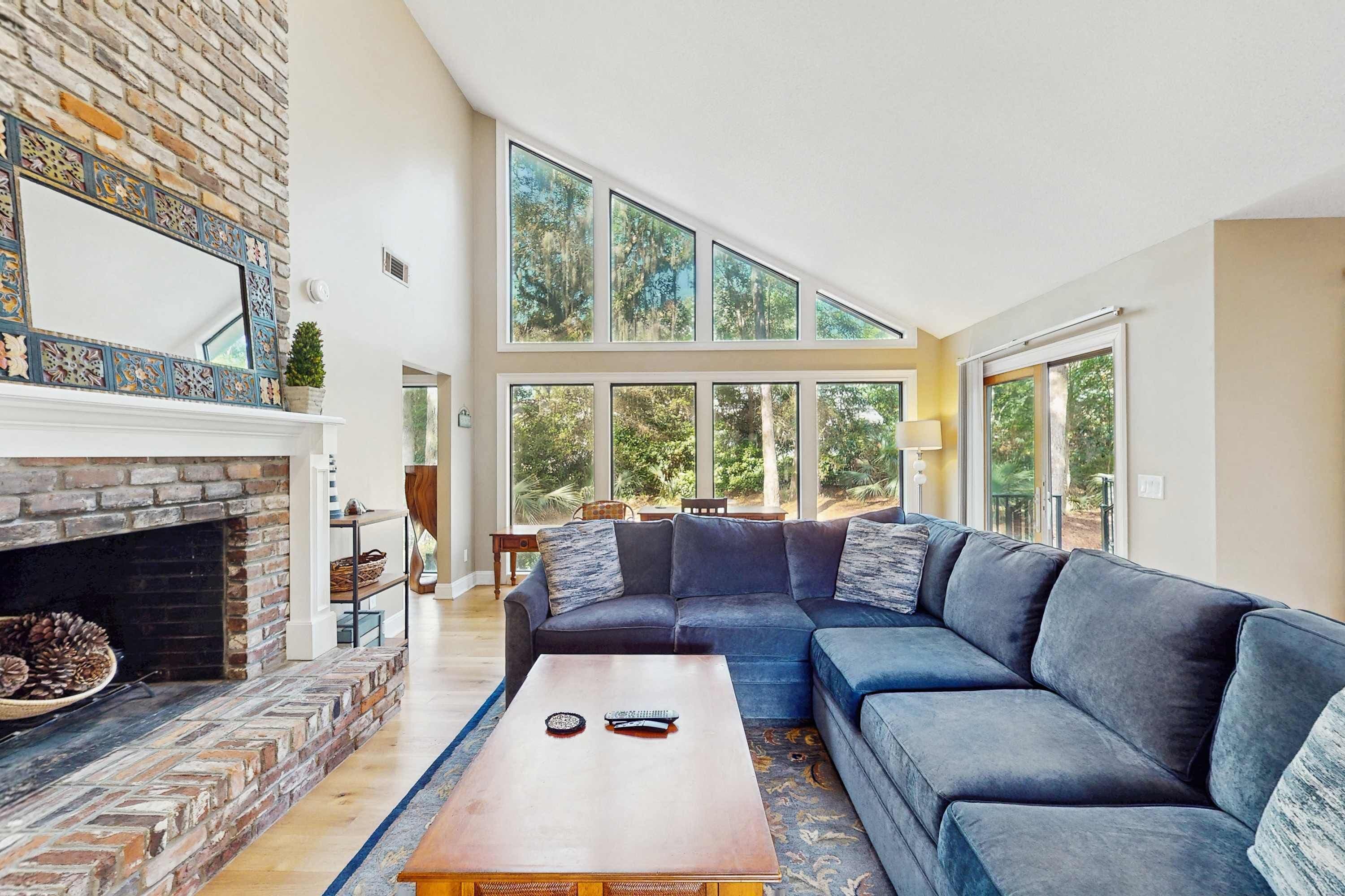 TV, fireplace, DVD player, offices