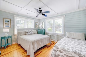 WiFi, bed sheets - Beautiful home across the street from the beach with patio, deck, ocean views (Edisto Beach)