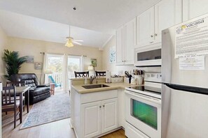 Fridge, microwave, oven, stovetop - Third-Floor Condo w/ Free WiFi, Private Balcony, and W/D (Edisto Beach)