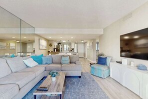 TV, offices - Family-Friendly Condo with Shared Pools, Hot Tub & Private Resort Beach (Hilton Head)
