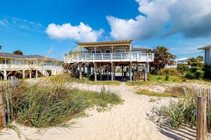Exterior - Beautiful Home Right On the Beach w/ Private W/D, Free WiFi, & Patio (Edisto Beach)