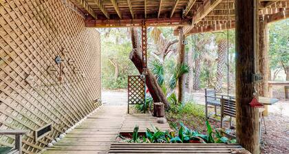 Creekside Home in Gated Community with Ocean/Marsh Views