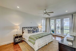 Desk, iron/ironing board, WiFi, bed sheets - Wonderful coastal home with ocean & creek views, Ping-Pong table, & dock (Edisto Island)