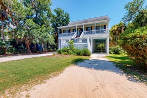 Exterior - Dog-Friendly House Near Beach w/Private Washer/Dryer, Patio, AC (Edisto Beach)