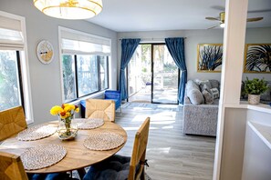Interior - Golf course adjacent, beach-themed condo with sunroom, washer/dryer, & AC (Edisto Beach)