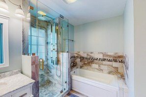 Shower, hair dryer, towels, shampoo - Dog-friendly villa with pool, tennis, pickleball, on-site golf, deck, & W/D (Hilton Head)