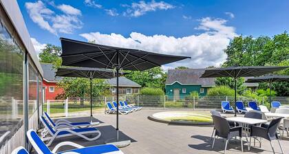 3-guest Apartment With Terrace in Saumur