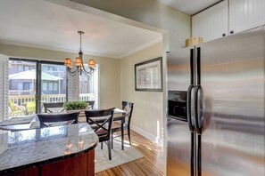 Dining - Coastal Condo w/ Spacious Deck, Pool & Walk to Beach (Hilton Head)