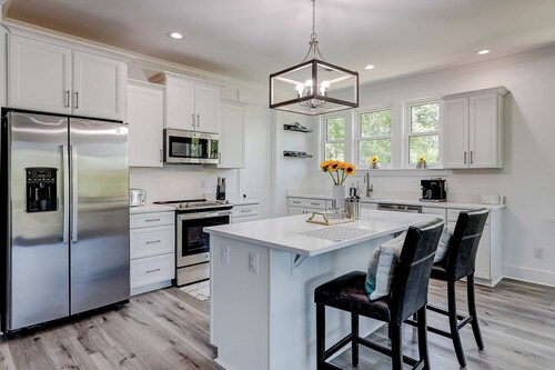 Relaxing water view home near the beach with private pool, spacious interior