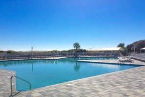 Pool - Inviting condo with pool, tennis, balcony, central AC, & W/D (Hilton Head)