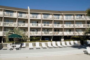 Terrace/patio - Beachside Condo with Shared Pool & Private Balcony Retreat (Hilton Head)