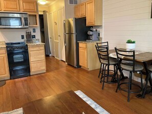 Fridge, microwave, oven, stovetop - Beautifully renovated 1 bedroom villa with shared pool- ocean views (Hilton Head)