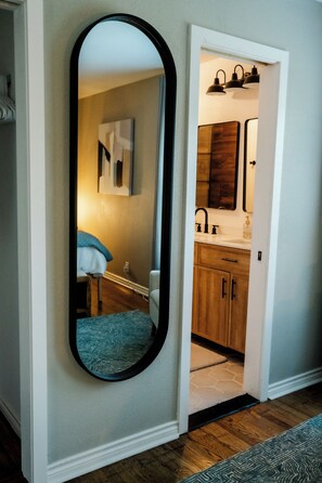 Interior - Dallas Retreat Near White Rock|3BR| Nell Haven Homes (Dallas)