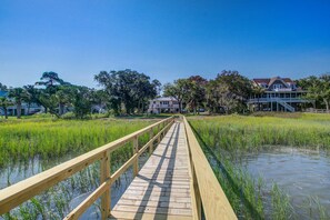Property grounds - Waterfront home with private dock & deck with great views, walk to the beach (Edisto Beach)