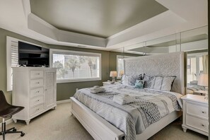 Desk, iron/ironing board, WiFi, bed sheets - Oceanview and Pool view Condo- with beach access from boardwalk (Hilton Head)