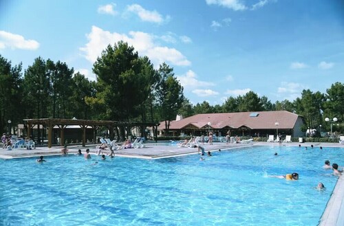 Charming chalet with swimming pool and garden