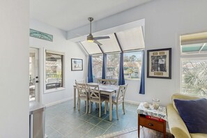 Interior - Lagoon views, shared pool and easy access to Shelter Cove Towne Center (Hilton Head)