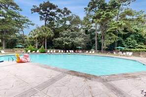 Pool - Charming condo with lagoons views, shared pool, golf nearby, and deck (Hilton Head)