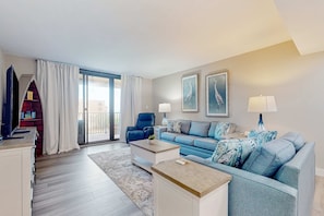 TV, offices - Ocean view condo at beachfront resort with pool, hot tub, pickleball & tennis (Hilton Head)
