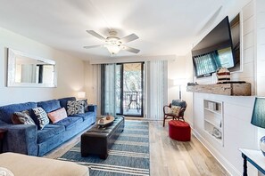 TV, DVD player - Family-Friendly Condo with WiFi, Pool, Hot Tub, & Beach Access (Hilton Head)
