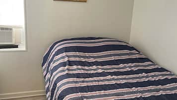 WiFi, bed sheets