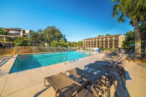 Pool - Waterfront Getaway with Pools, Hot Tub, and Views of the Atlantic Ocean (Hilton Head)