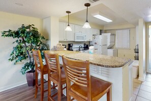 Fridge, microwave, oven, stovetop - Oceanview Condo with WiFi, Hot Tub, Pools, Full Kitchen, & Nearby Beach Access (Hilton Head)