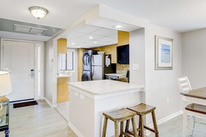 Interior - Quiet Hilton Head Getaway with WiFi, Pool, Hot Tub, & Ocean View (Hilton Head)
