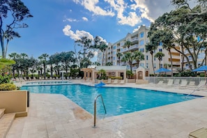 Pool - Oceanfront getaway with lagoon views, shared pool & hot tub – walk to beach (Hilton Head)