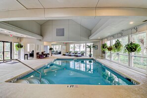 Pool - First-Floor, Oceanfront Condo w/Free WiFi, Balcony, Shared Hot Tub, Pool, Sauna (Hilton Head)