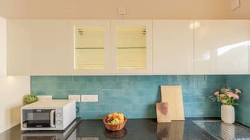 Apartemen, 2 kamar tidur, pemandangan sungai | Dapur pribadi