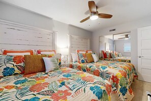 WiFi, bed sheets - Snowbird-friendly golf getaway near the beach with pool, private deck, & W/D (Hilton Head)