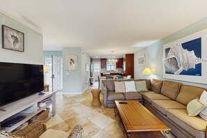 TV, DVD player - Delightful Condo with WiFi, Pool, Tennis - Beach Across the Street (Hilton Head)