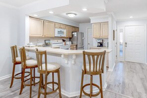 Fridge, microwave, oven, stovetop - Water/golf course-view condo with private deck, on-site pool & hot tub (Hilton Head)
