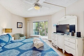 Iron/ironing board, WiFi, bed sheets - Inviting family-friendly condo with balcony, central AC, & outdoor pool (Hilton Head)