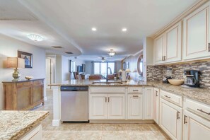 Interior - Quiet Waterfront Condo with WiFi - Pools & Hot Tub On-Site (Hilton Head)